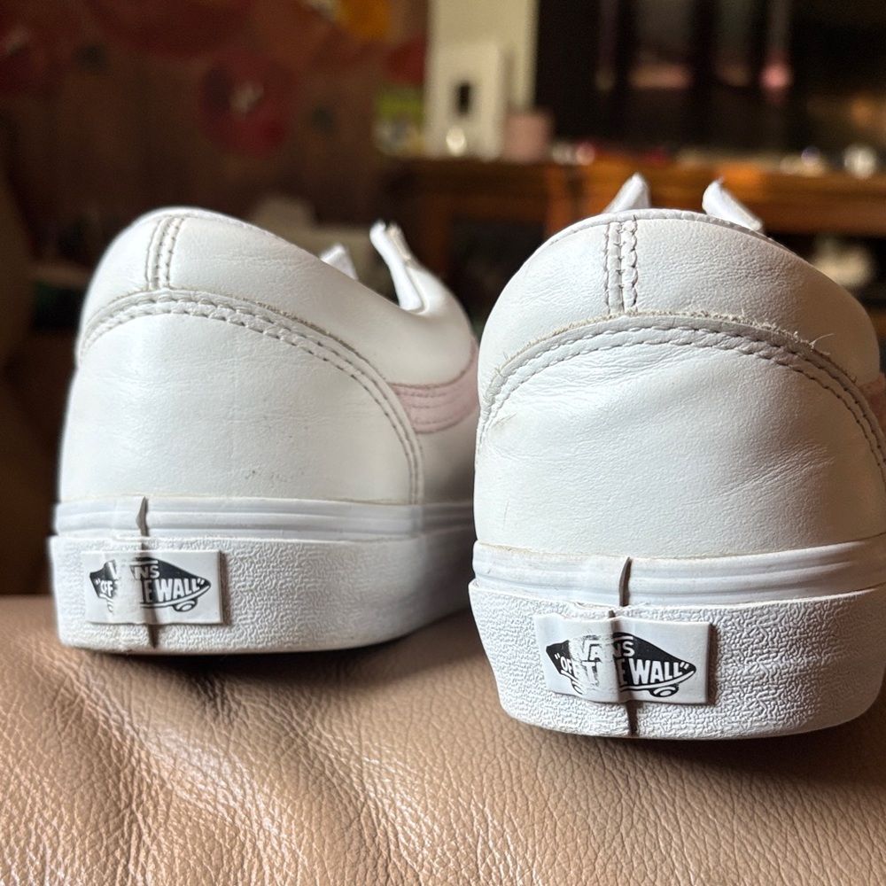 Vans Classic White leather and Pink Sneakers - Picture 5 of 8